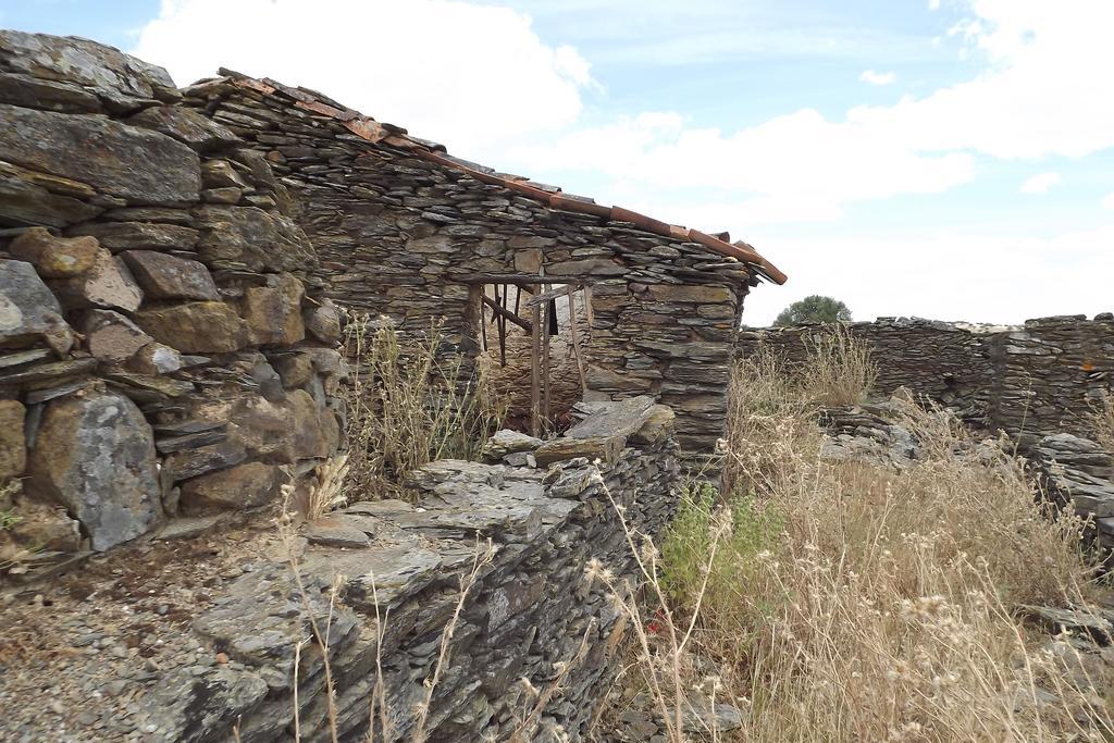 Casa Dos Xares Guest House Rosmaninhal  Eksteriør bilde